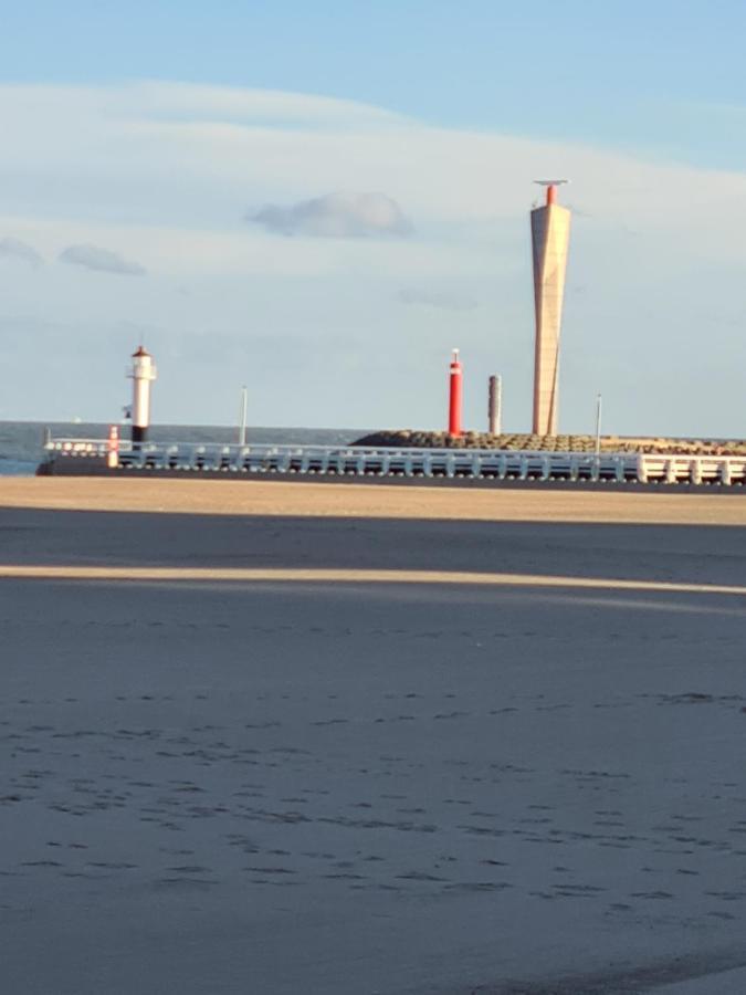 Frontaal Gelijkvloers Seaview 80m² 2 Slp Apartment